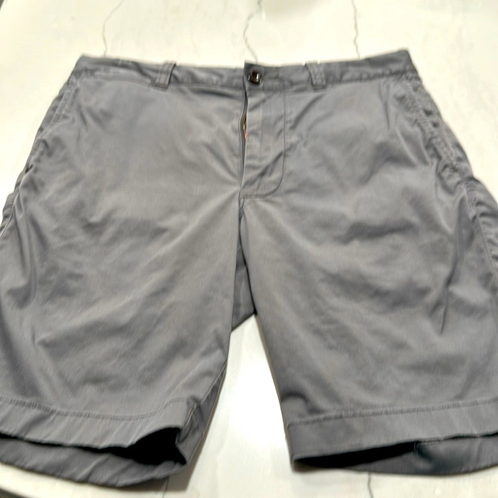 J Crew Men’s Gray Chino Shorts size 30